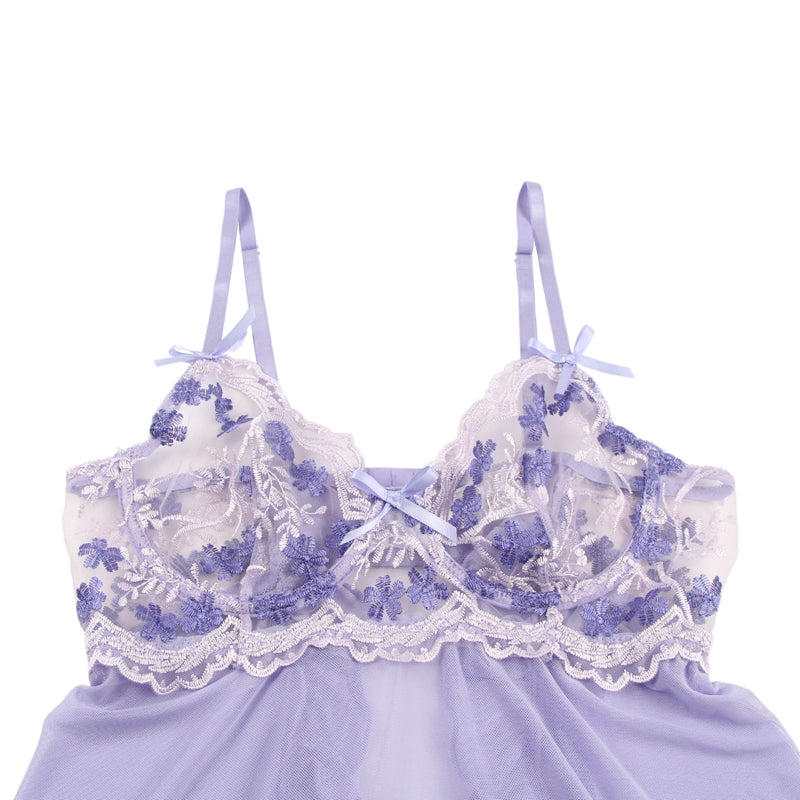 Queen Embroidered Rear View Babydoll Set