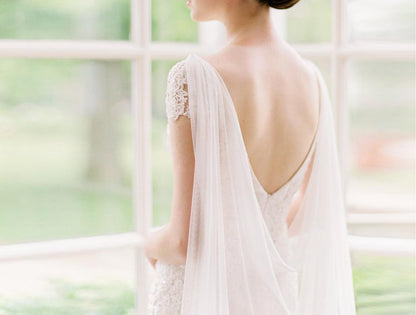 Simple Cowl Back Tulle Shoulder Veil