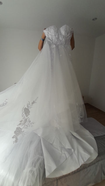 Julia Applique/Tulle Wedding Gown All Sizes/Colors