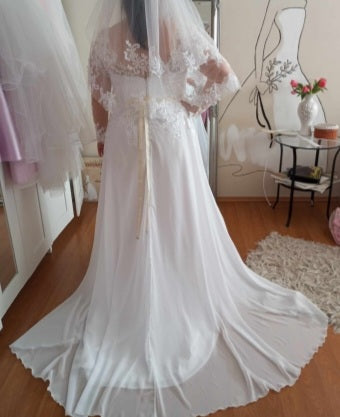 Chiffon/Lace Wedding Gown All Sizes/Colors