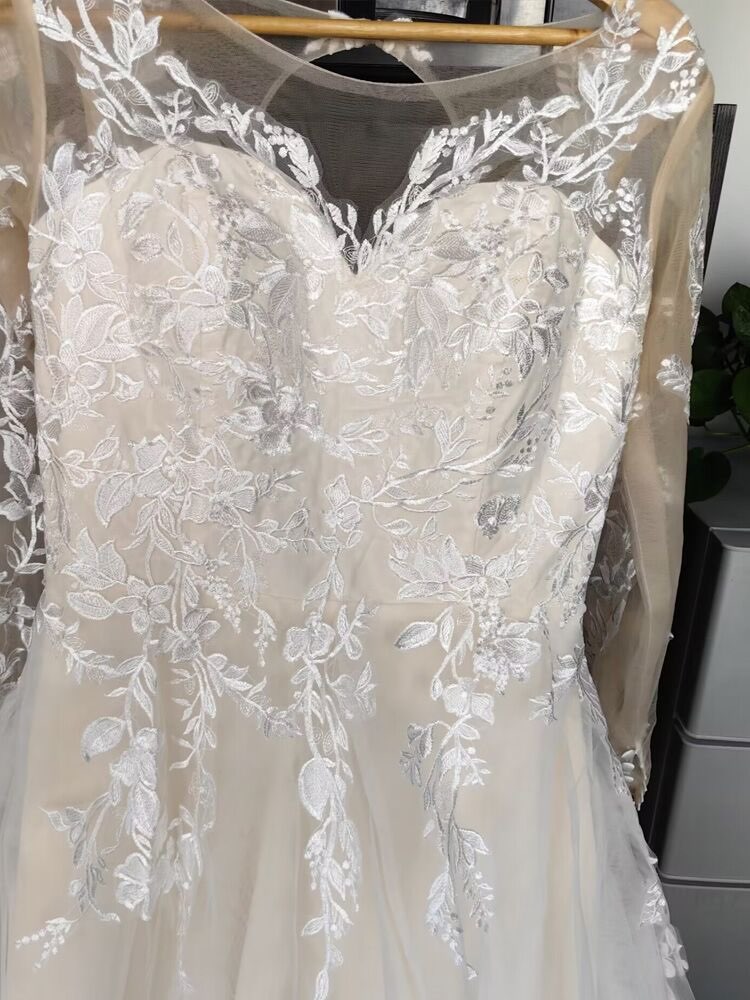 Floral A Line Wedding Gown All Sizes/Colors