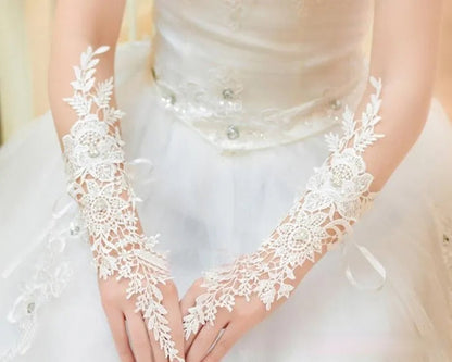 Boho Lace Applique Rhinestone Detailed Fingerless Wedding Gloves