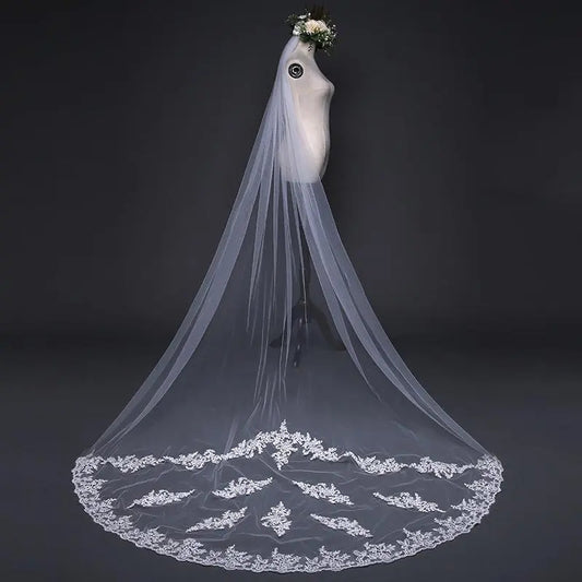 Lace Detailed Tulle Chapel Length Wedding Veil