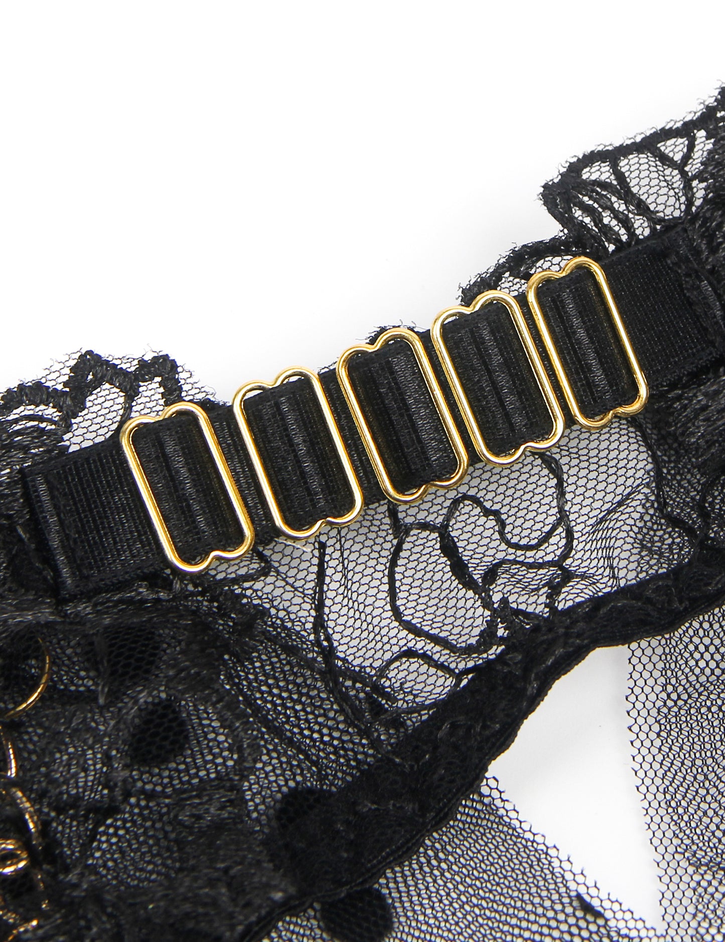 Lacey Flutter Bra Garterbelt Gift Set