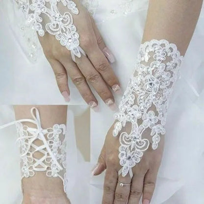 Sequined Lace Fingerless Wrist Wedding Gloves