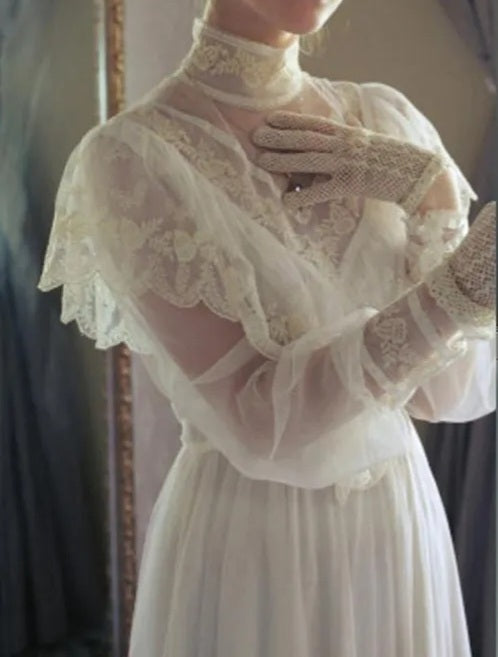 Victorian Tulle/Lace Wedding Gown All Sizes/Colors