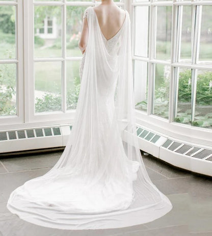 Simple Cowl Back Tulle Shoulder Veil