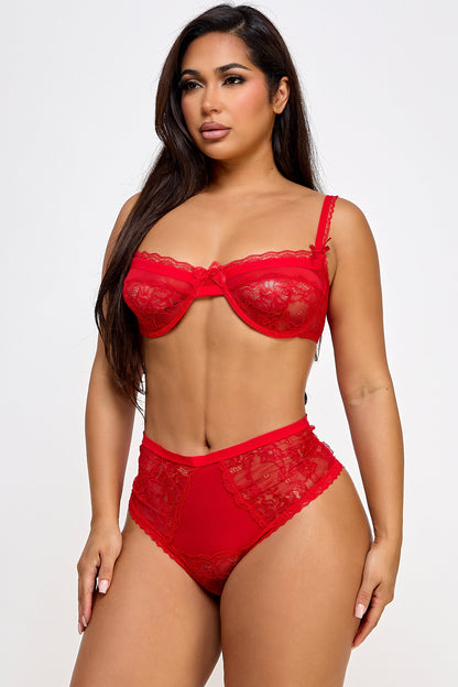 Queen Lacey Loving Bra Set