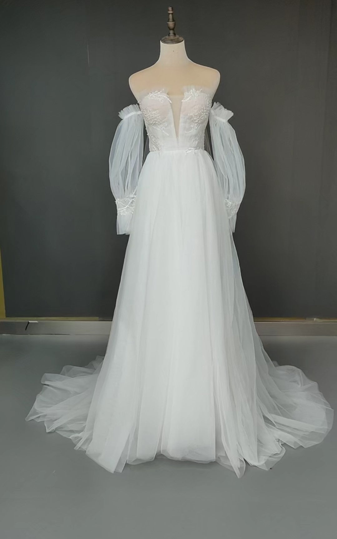 Custom Embroidered Tulle Sexy Wedding Gown All Sizes