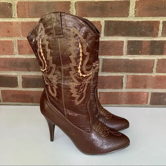 Cowgirl-418 Cowgirl 4" Heel Ankle Boots