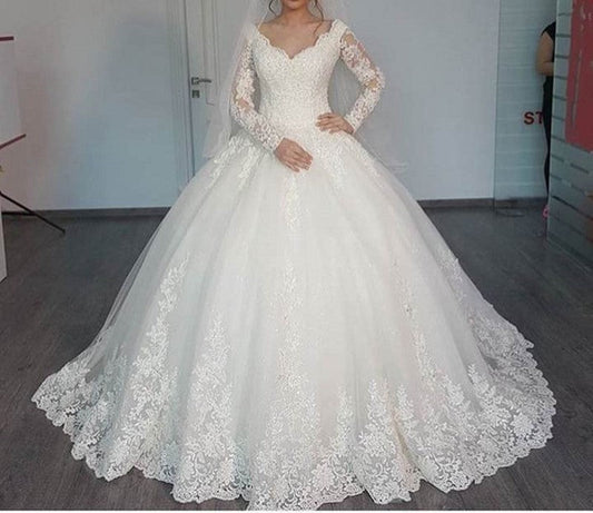 Princess Vintage Lace Long Sleeved Ball Wedding Gown All Sizes/Colors