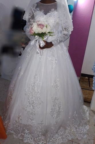 Long Sleeved Lace Ball Wedding Gown All Sizes/Colors